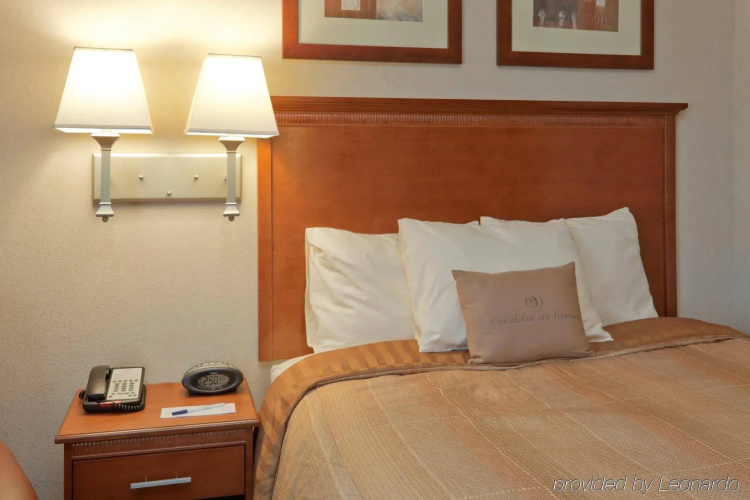 Candlewood Suites Enterprise by IHG