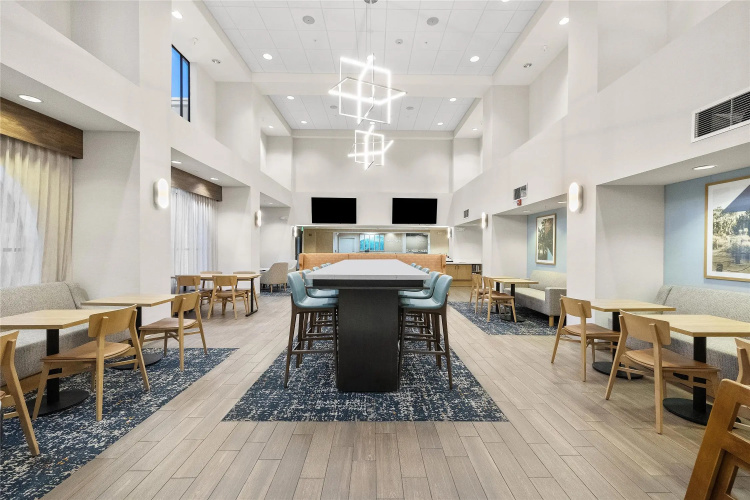 Hampton Inn & Suites Lancaster photo 14