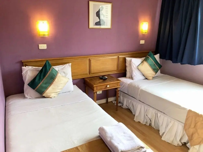 Bangkok Inn