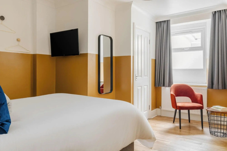 Corner House Hotel