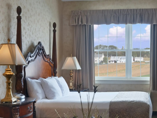 AmishView Inn and Suites