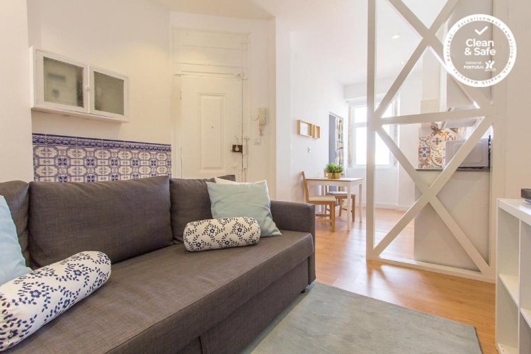 1 Bedroom Apartment