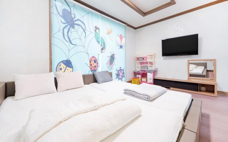 Guest rooms