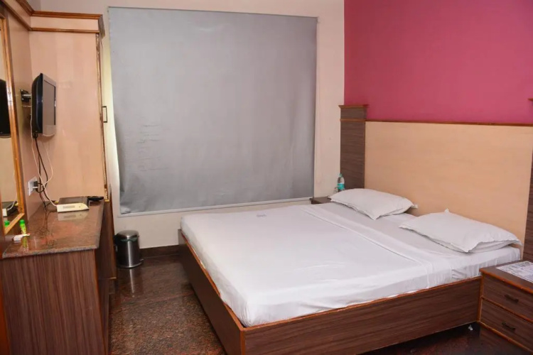 Hotel pams