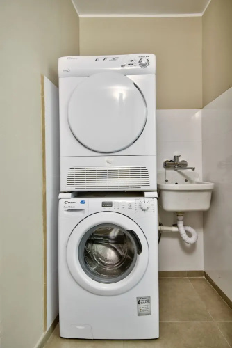 Spinola park Studio