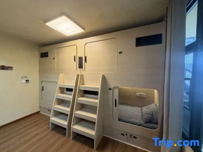 Bed in Dorm (female dorm)