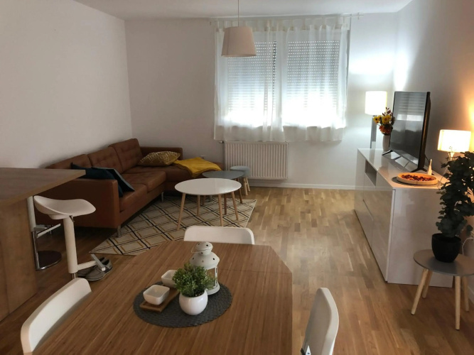 Contlog Apartments