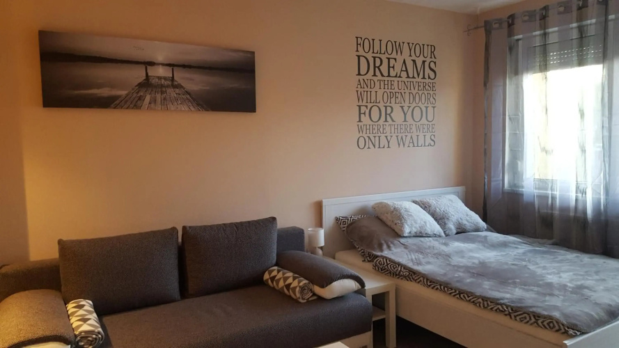 Nepliget Apartment