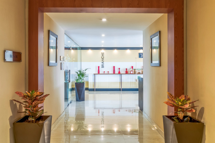 Golden Tulip Suites Gurgaon