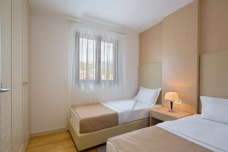 Spaska Apartments
