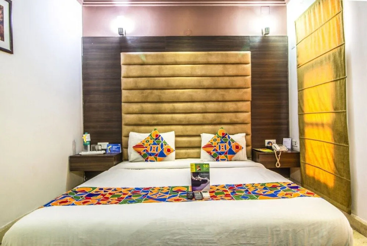 FabHotel Moon Hospitality DLF Phase 3
