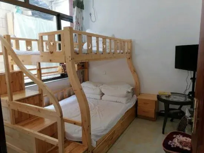 Beijing Sunshine Courtyard Farmhouse