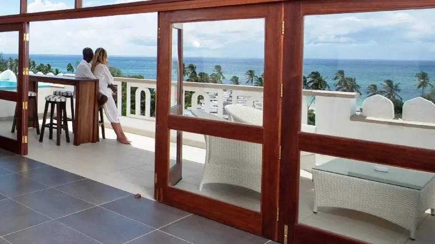 Apartment with balcony