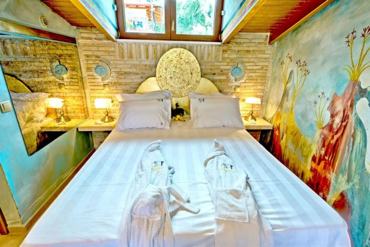 Leda suites