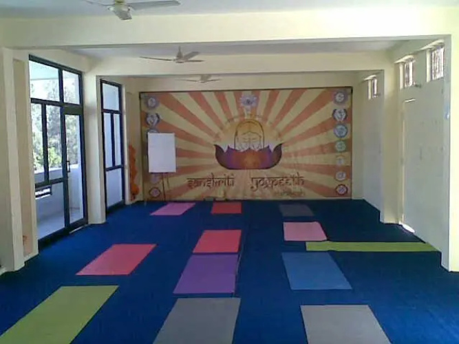 The Lodge Gayatri Kunj