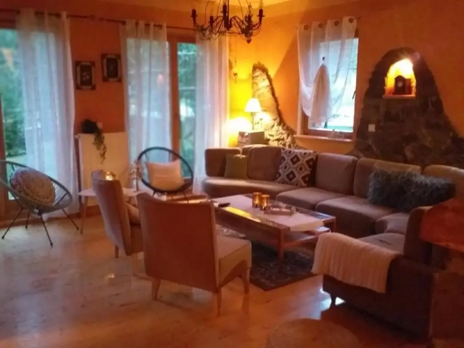 3 Bedrooms Cottage