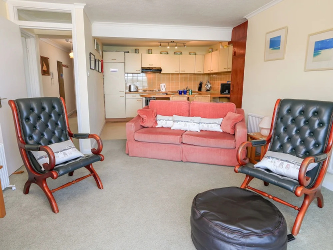 32 the Salcombe
