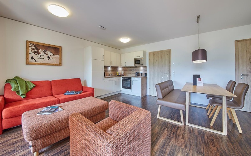 3 Bedrooms Apartment