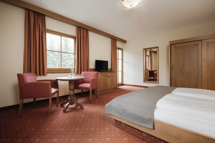 Deluxe Suite