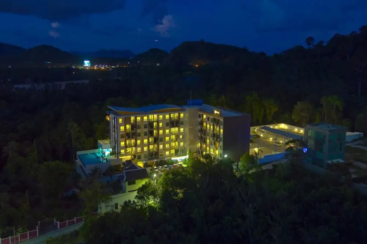 The Happy Place Condominium by Clifton