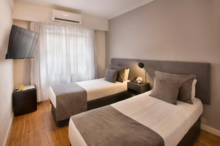 Waldorf Hotel