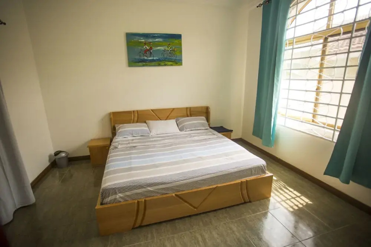 5 Bed- 10 Sleeper Luxury Villa