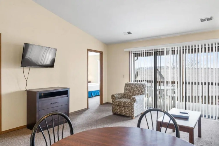 2 Bedrooms Suite