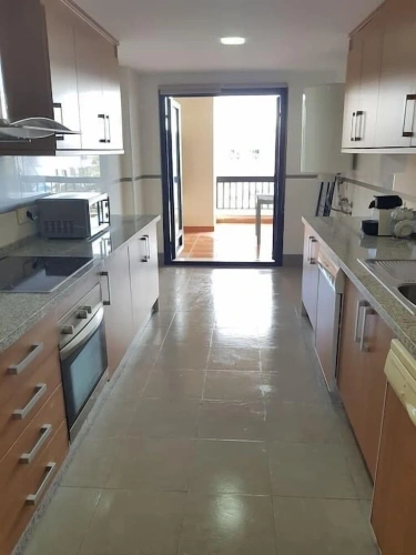 3 Bedrooms Apartment