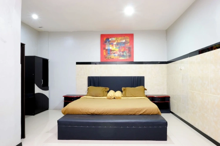 Executive room with balcony