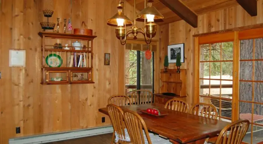 RedAwning Cabin #17B Tylers Bungalow