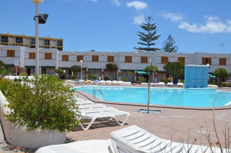 Las Brisas