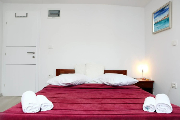 Piran 1st May Apartment