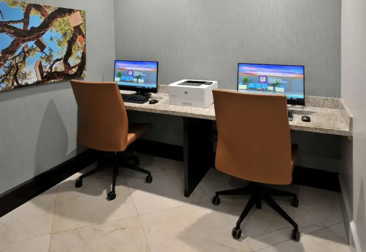 Hotel Morrison FLL Airport