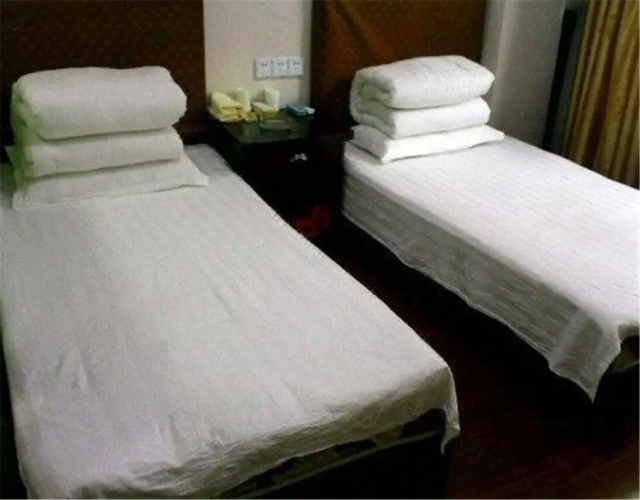 Xiaoli Express Inn