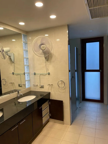 Seaview Residence