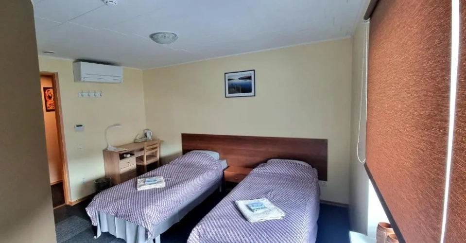 Standard Twin room with balcony