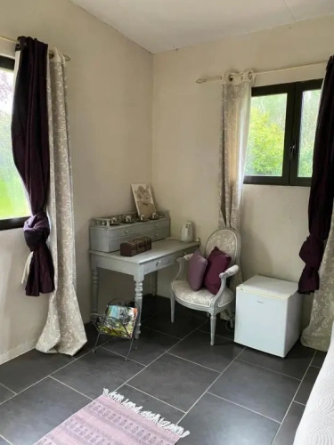 Standard Family room with garden view