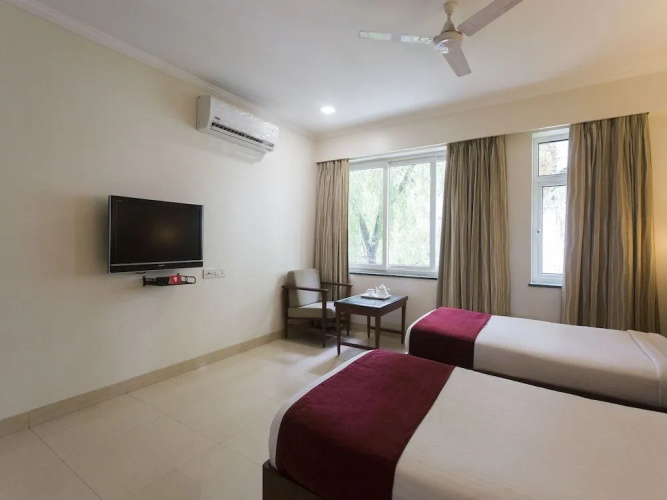 OYO 428 Hotel Sudarshan
