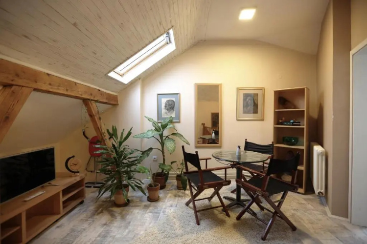 Magic Apartment