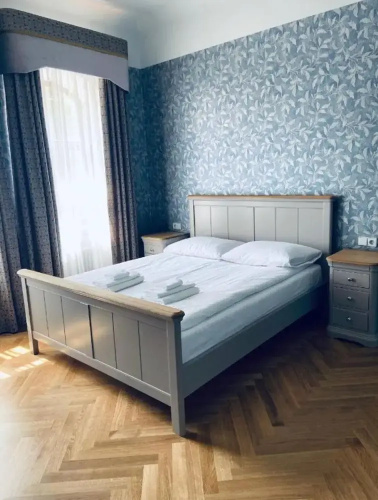Roze Republikas Apartments