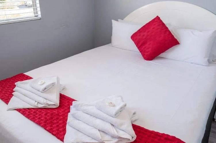 1 Bedroom Economy Quadruple room