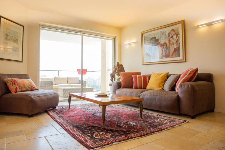 Amazing 3Br Spacious With Balcony 8Th Floor