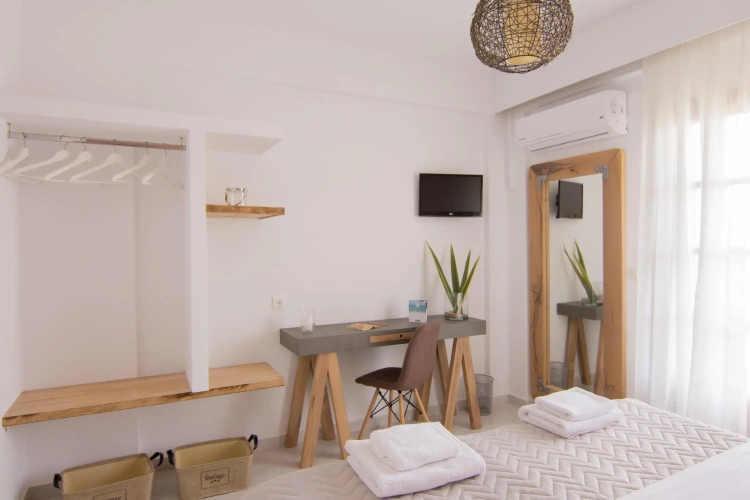 Studio with balcony and with view