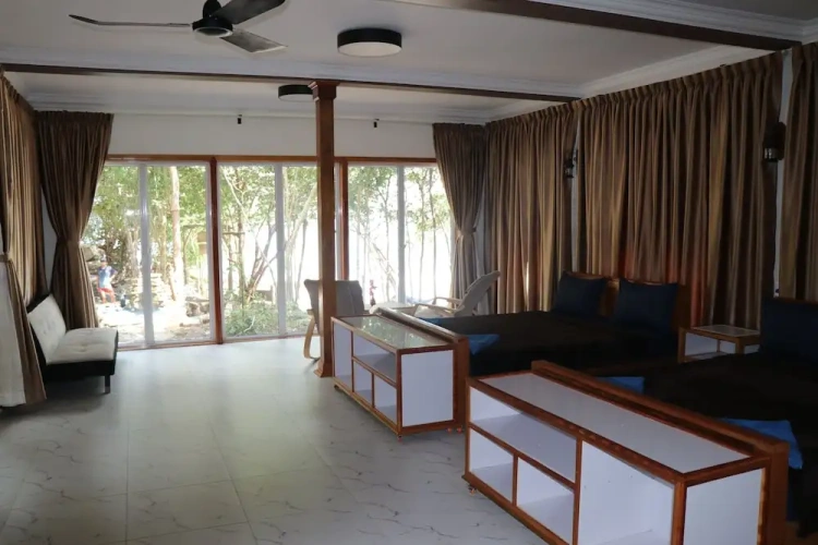 Quadruple Suite