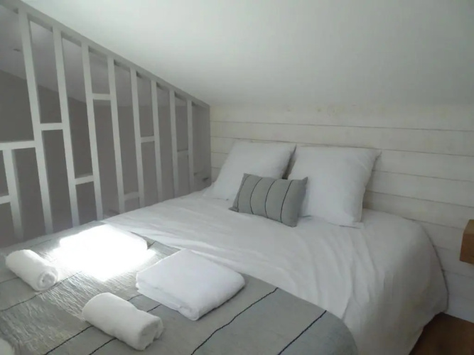 Belharra Lodge