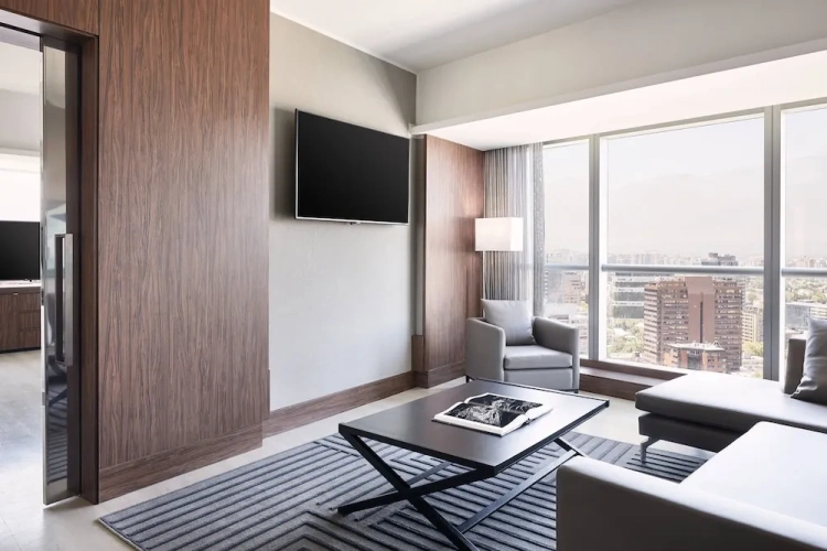 1 Bedroom Suite
