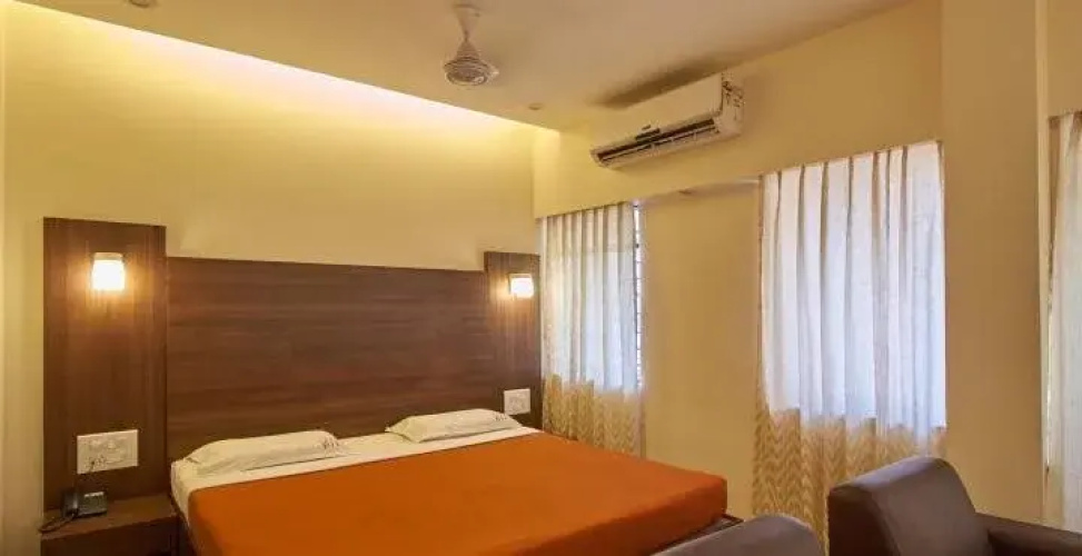 Hotel Vasanth Mahal