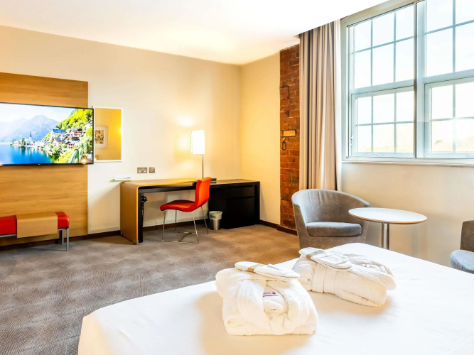 Novotel Cardiff Centre
