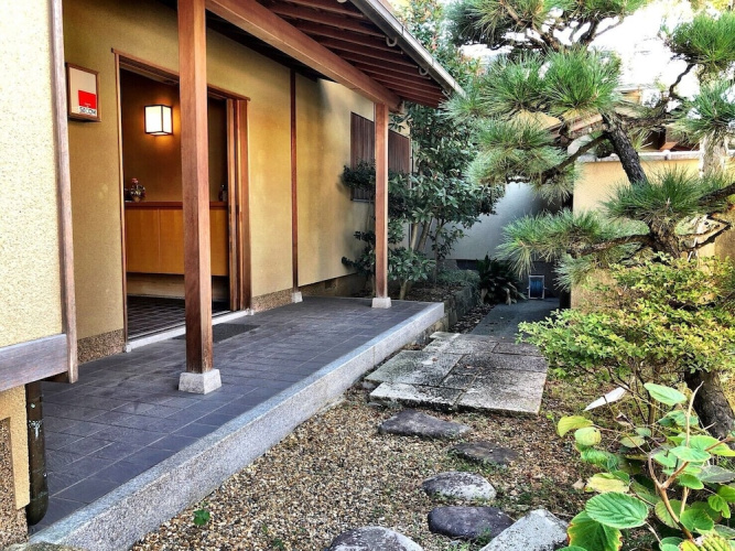 大阪 堺のお宿 「旧星賀亭」 Osaka Kyuhoshigatei - Classic Japanese Heritage Inn - Prefectura de Osaka
