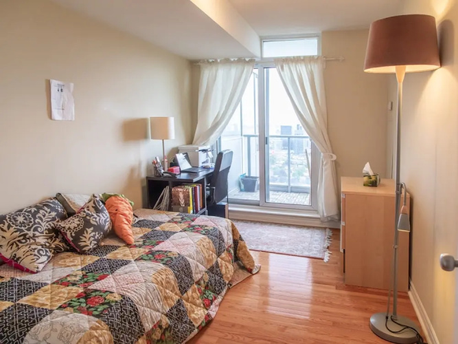 2 Bedroom North York Condo With a Pool and Gym